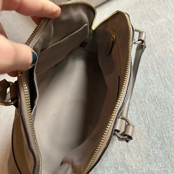 Coach Quinn Taupe Leather Domed Zipper Closure Top, Like New - Picture 5 of 6